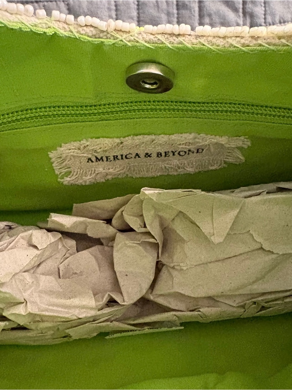 America and Beyond Beaded Hand Bag Tropical Leafs Green Crossbody Purse NWT - Picture 5 of 12